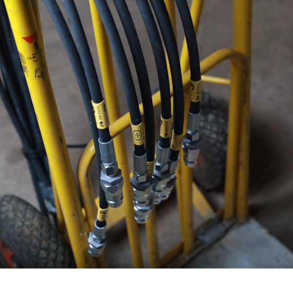 Sb-flex heat shrink tube yellow on hose