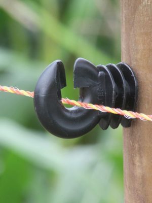 A Koltec polidrót narancssárga és sárga, 2,5 mm-es, könnyű, rugalmas és tartós műanyag kerítés.