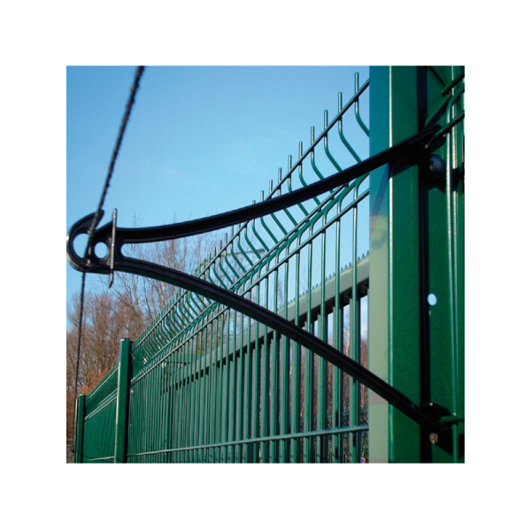 Изолаторът за ограда Koltec може да се монтира върху панелите/пръчките и мрежите на оградата.