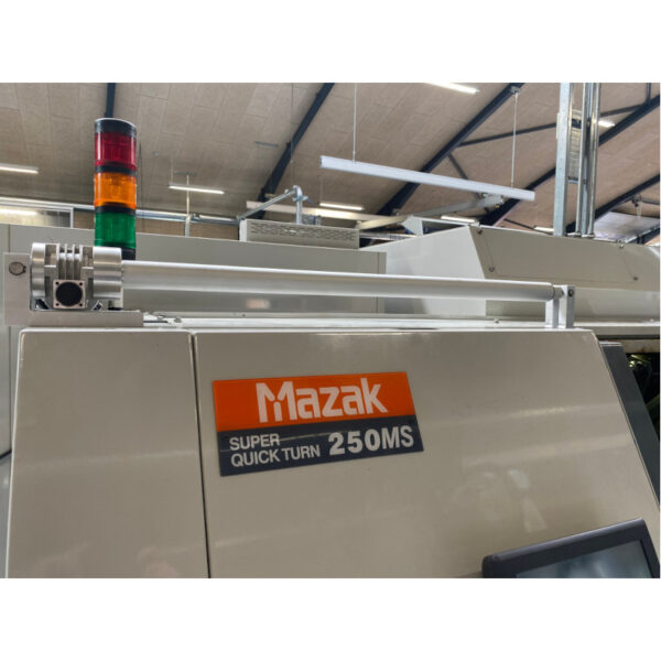 StackIT-Power2Door-P2D-1000-V1-showcase2 automatisch deursysteem voor CNC