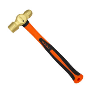 Martello a sfera in ottone WEDO con manico in fibra di vetro, strumento professionale, resistente e leggero per attività di precisione.