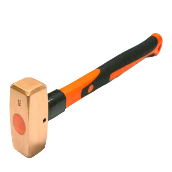 El martillo de mazo de cobre WEDO cuenta con una cabeza de cobre duradera y un mango de fibra de vidrio que reduce la vibración para uso profesional.