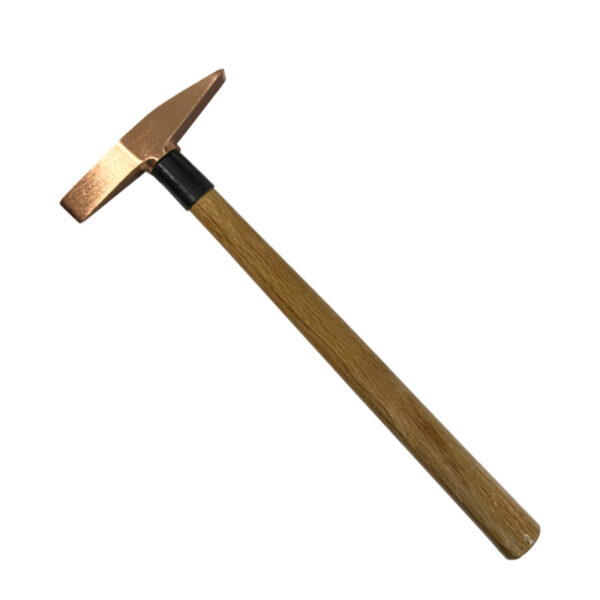 Marteau de détartrage en cuivre WEDO avec manche en bois, outil durable pour les professionnels, conception ergonomique, mise à l’échelle de précision.
