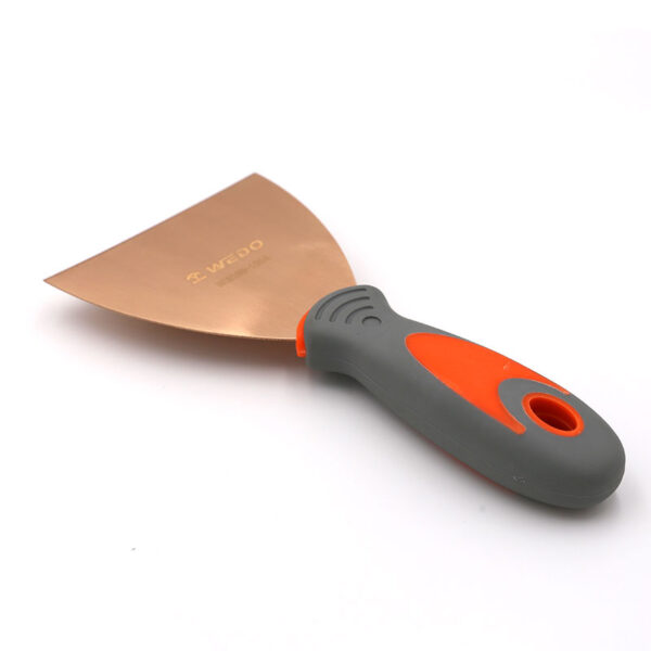 WEDO Beryllium Copper Putty Knife varmistaa turvallisuuden räjähdysvaarallisissa ympäristöissä ergonomisella, kipinöimättömällä muotoilulla.