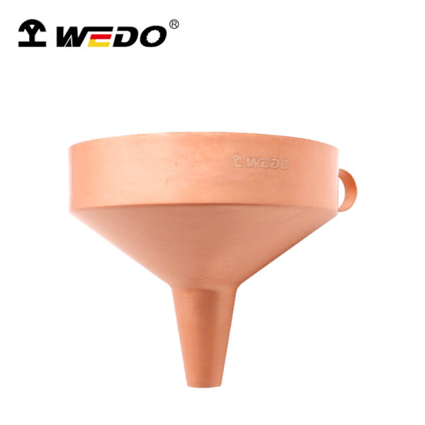 El embudo de aceite de cobre de alta calidad de WEDO, diseñado para profesionales, garantiza una transferencia de líquido precisa y eficiente.