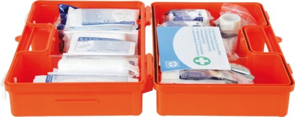 Υψηλής ποιότητας κουτί πρώτων βοηθειών ACTIOMEDIC®, συμβατό με το DIN 13 157, εξασφαλίζει αξιόπιστη φροντίδα σε καταστάσεις έκτακτης ανάγκης.