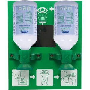 Επιτοίχιος σταθμός πλύσης ματιών με 2 x 500 ml διαλύματος χλωριούχου νατρίου για αποτελεσματική φροντίδα των ματιών και αντιμετώπιση καταστάσεων έκτακτης ανάγκης.
