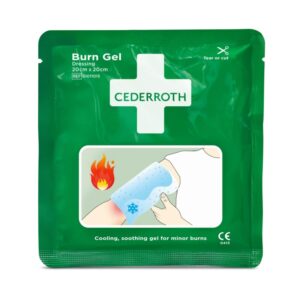 Bandajul cu gel Cederroth pentru arsuri, 20 x 20 cm, oferă o ușurare răcoritoare și accelerează vindecarea arsurilor de gradul I și II.