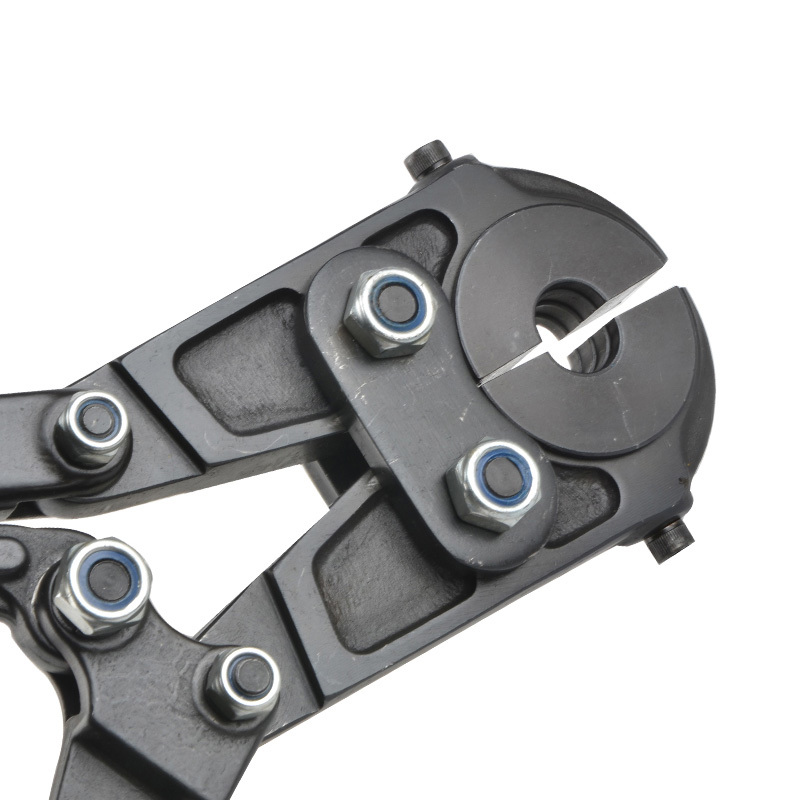 Utensile manuale per tubature, progettato per un uso efficiente e affidabile in impianti idraulici e edilizi.