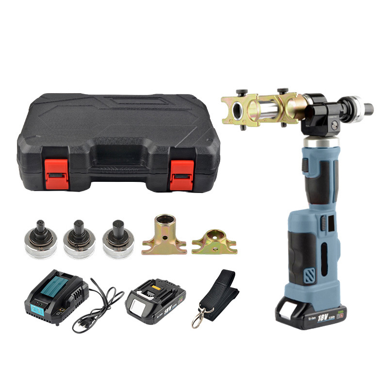 Utensile a pressa assiale alimentato a batteria realizzato in materiali resistenti, dotato di un efficiente motore brushless da 18V per l'affidabilità.