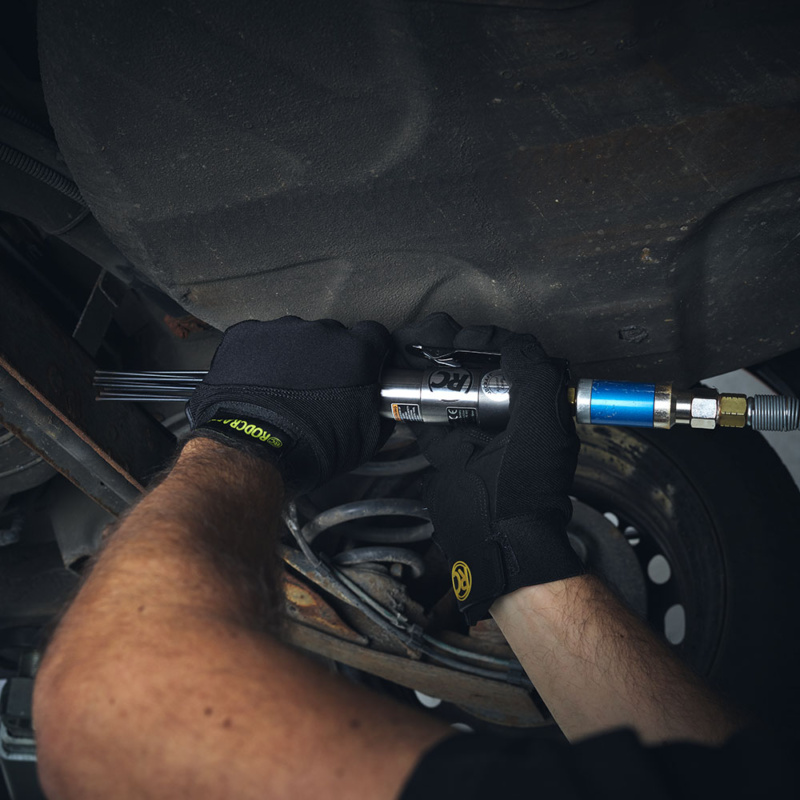 High-quality Rodcraft RC5615 pneumatic needle scaler ensures efficient rust removal with robust performance and ergonomic design.