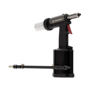 GTIN/EAN: 4030178833427Pistol pneumatic cu nituri Rodcraft RC6738 cu forță de 12,6 kN pentru nituri oarbe din oțel și oțel inoxidabil 3,0-5,0 mm.